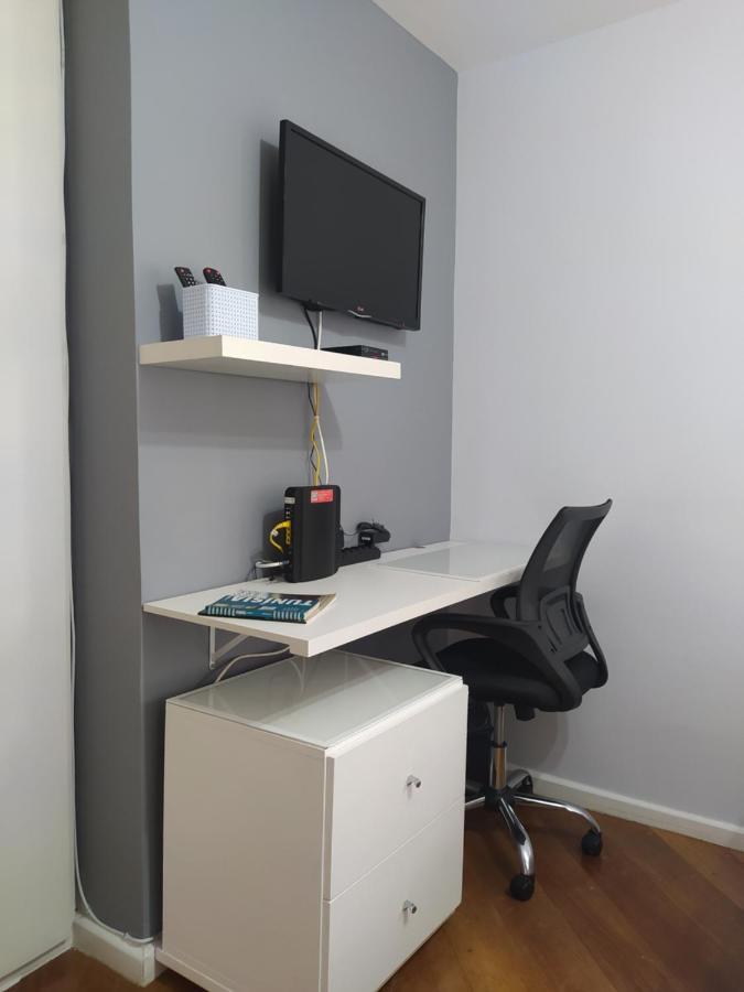 Apartamento 60 Mt Inteiro Em Moema São Paulo