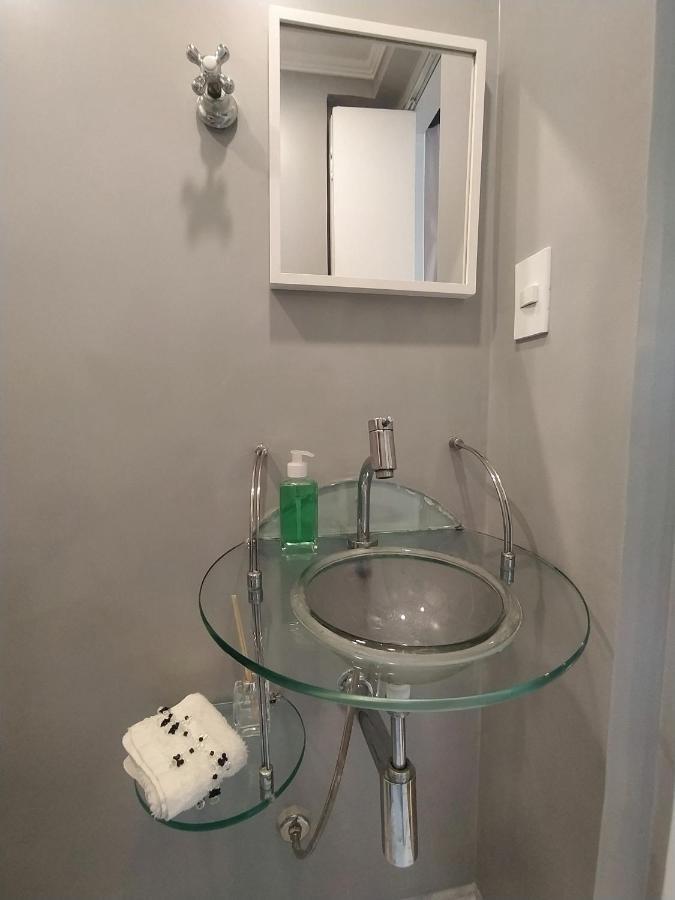Apartamento 60 Mt Inteiro Em Moema * São Paulo